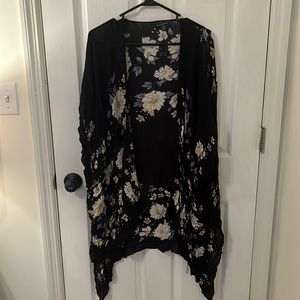 American Eagle Kimono